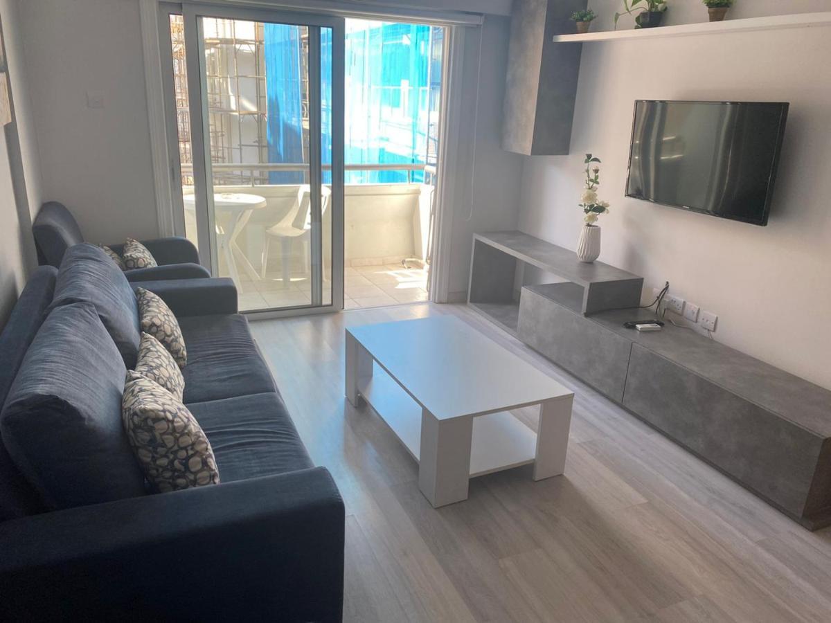 Paradise Promenade Apartment, 2Min Distance From Larnaca Marina Exterior foto